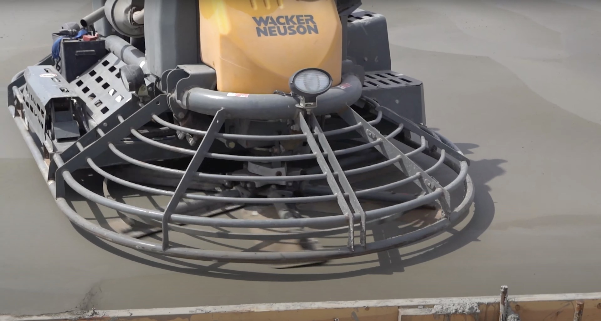 Professional concrete finishing equipment - Wacker Neuson power trowel Professional concrete finishing equipment and tools used for high-quality results